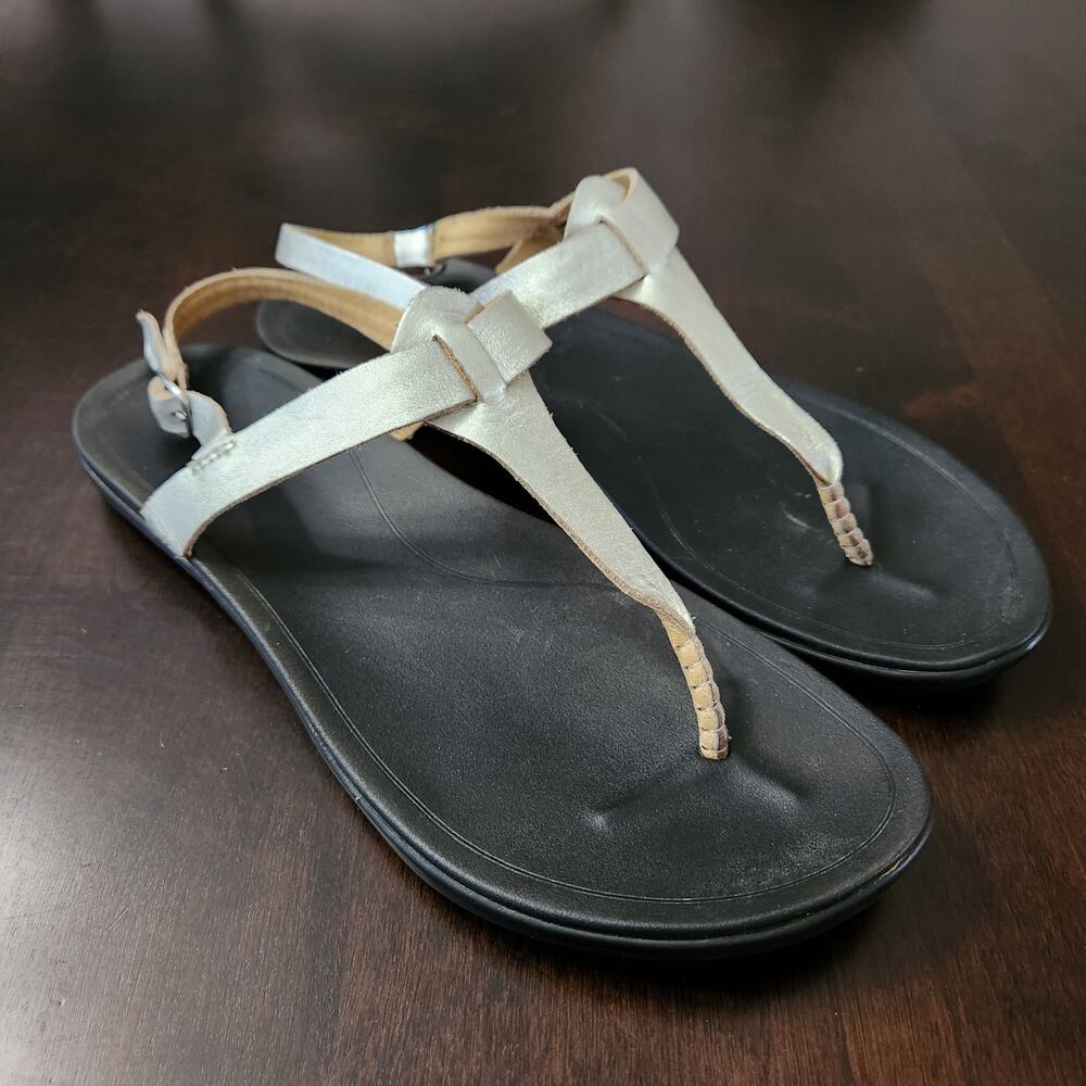 OluKai Ekekeu Sling Back Metallic Silver Sandals Size 10